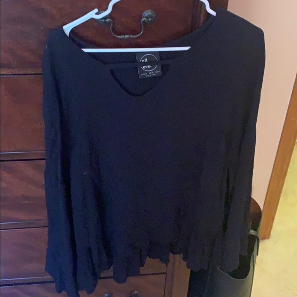 Black flowy top